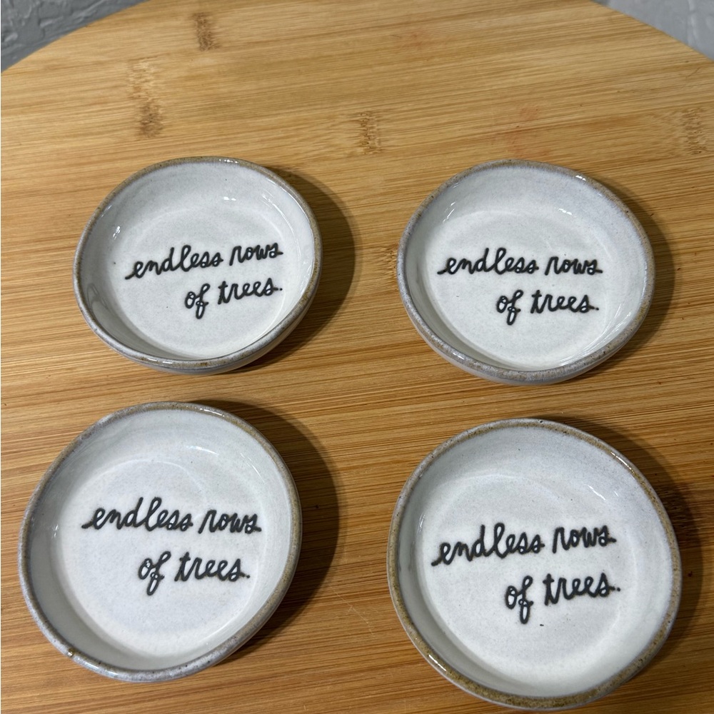 **LISTING FOR nyc_88** NOT AVAILABLE FOR GENERAL PURCHASE RD Heritage Plates (4)